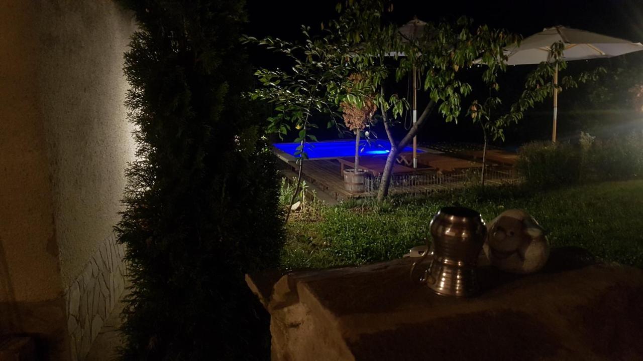 קיוסטנדיל Къща За Гости Каза Роза - Swiss Style Chalet Casa Rosa Guest House מראה חיצוני תמונה
